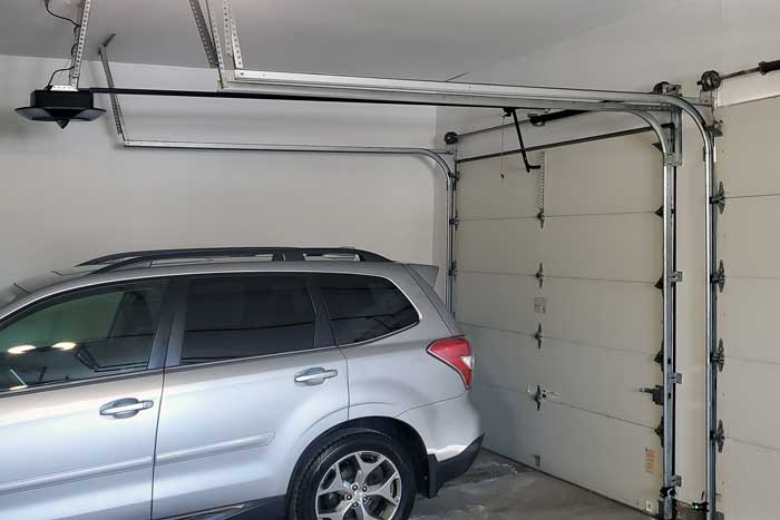 24/7 Emergency Garage Door Service